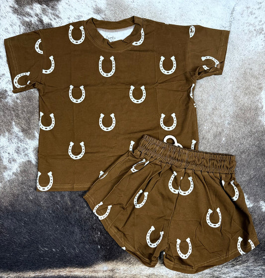 Luck Horseshoe Lounge Set