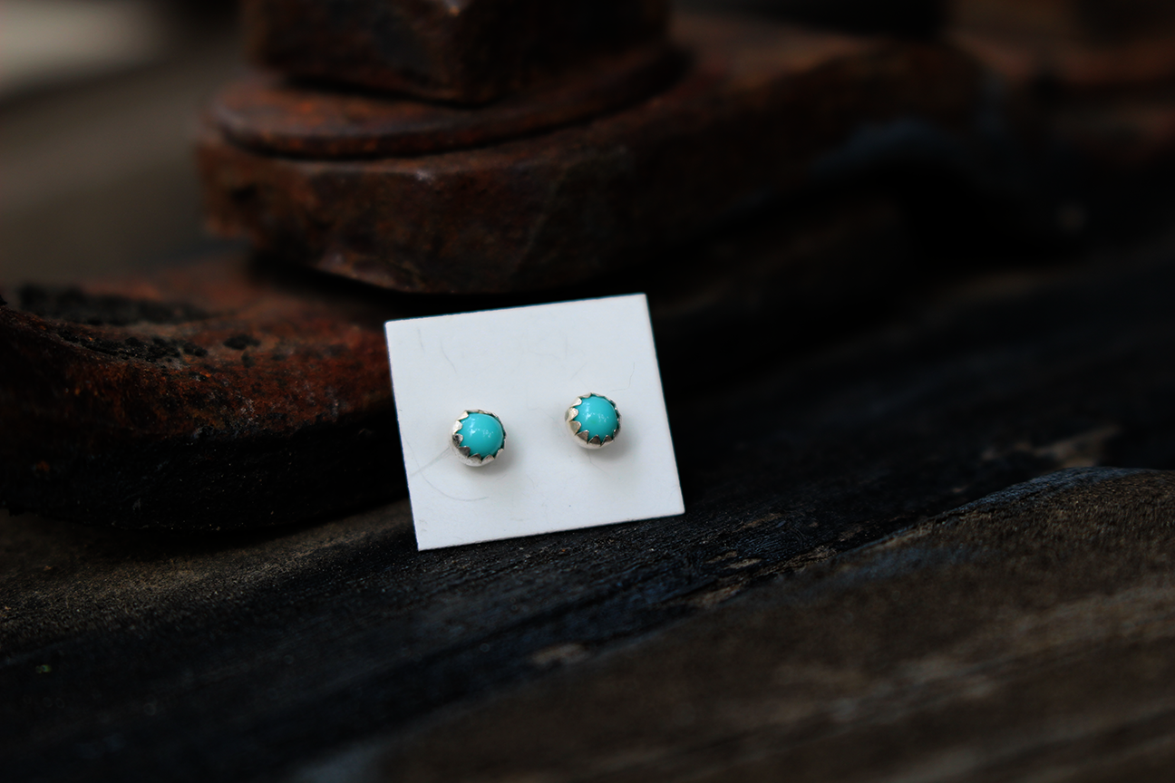 Baby Studs Zuni